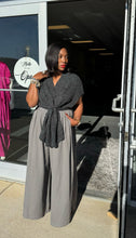 Load image into Gallery viewer, So Extra Wide Leg Trousers (Grey)
